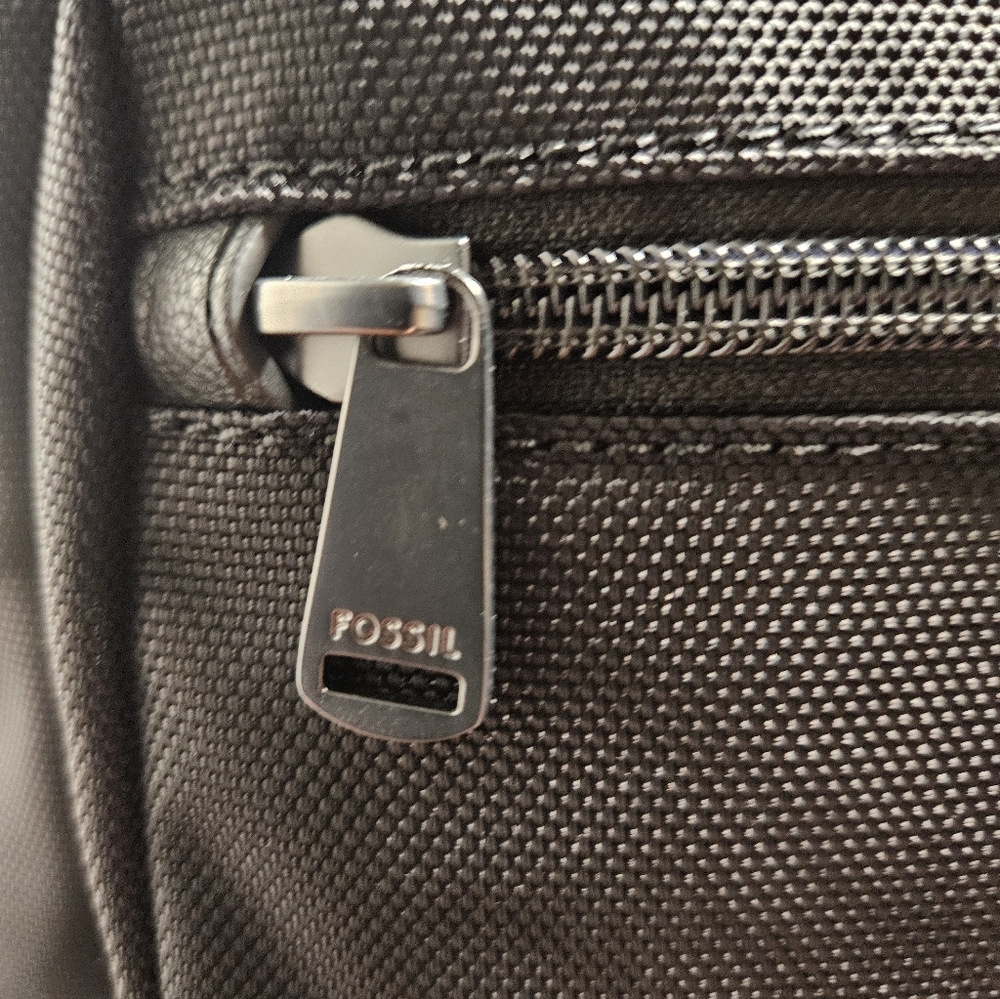 Fossil Sawyer Black Leather Dome Backpack, NWT – - Picture 4 of 10